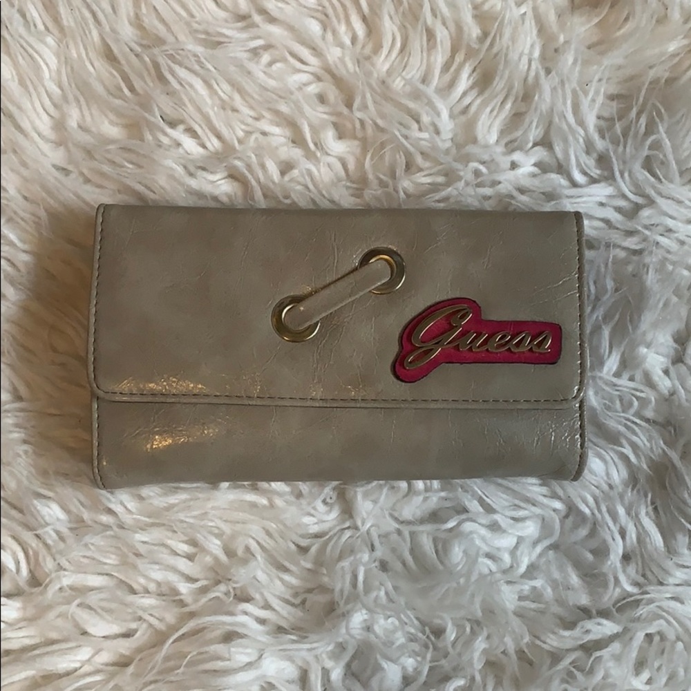 Guess wallet